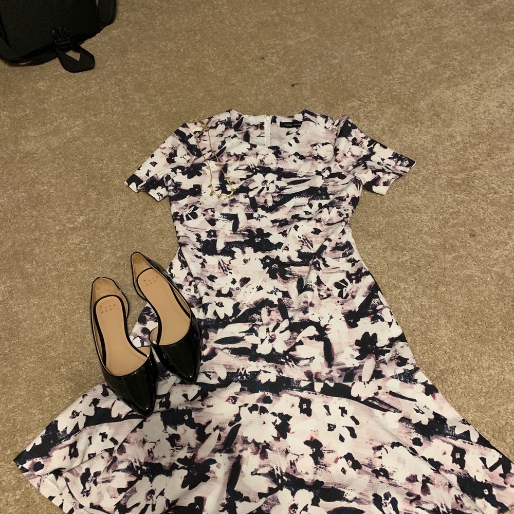 Gorgeous Ivanka Trump Water Color Dress - Picture 4 of 6
